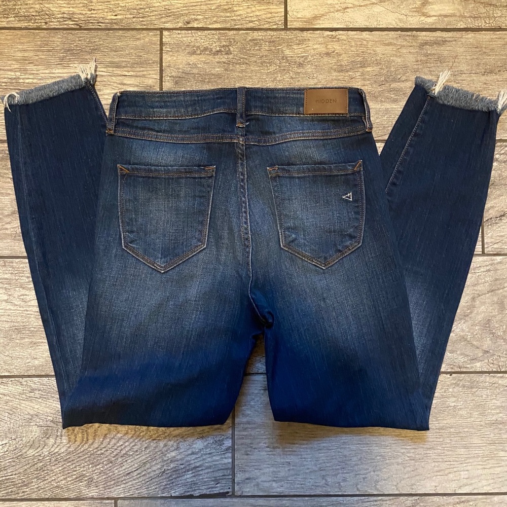 Hidden Jeans